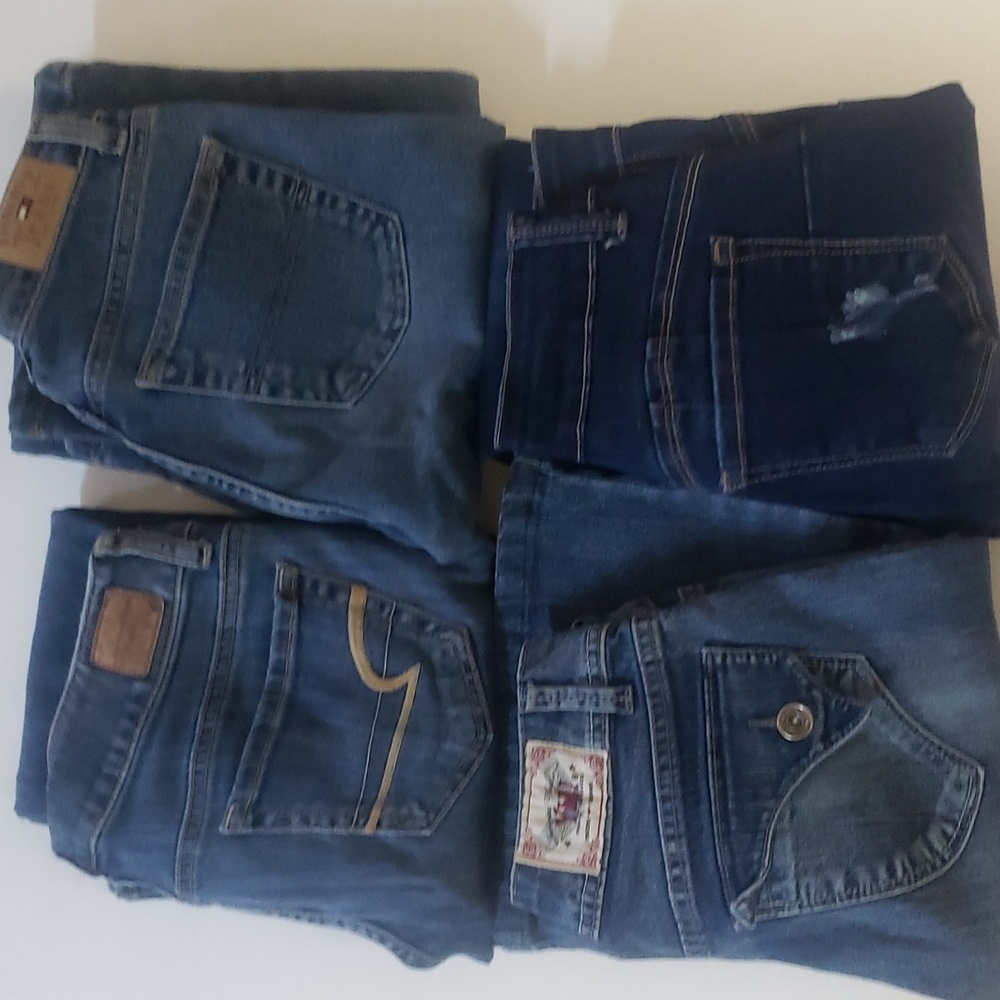 4 pair of nice jeans